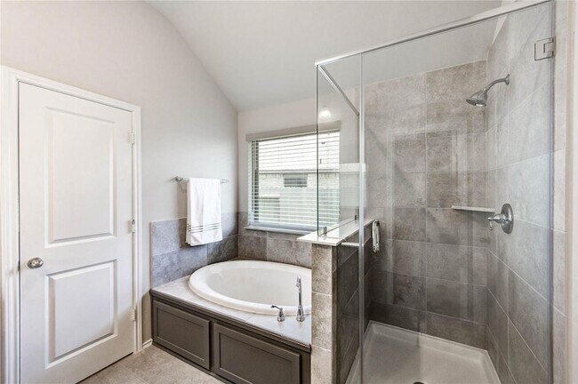 Building Photo - 4806 Cedar Butte Ln