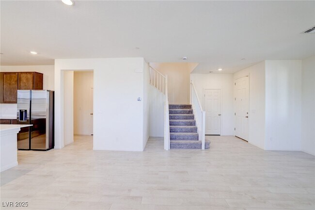 Building Photo - 3719 Via Allegro