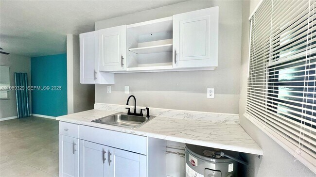 Building Photo - 1308 N 21st St