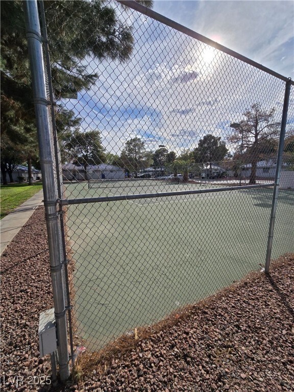 Primary Photo - 2132 Willowbury Dr