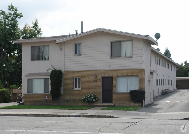 Building Photo - 110 W Santa Clara Ave