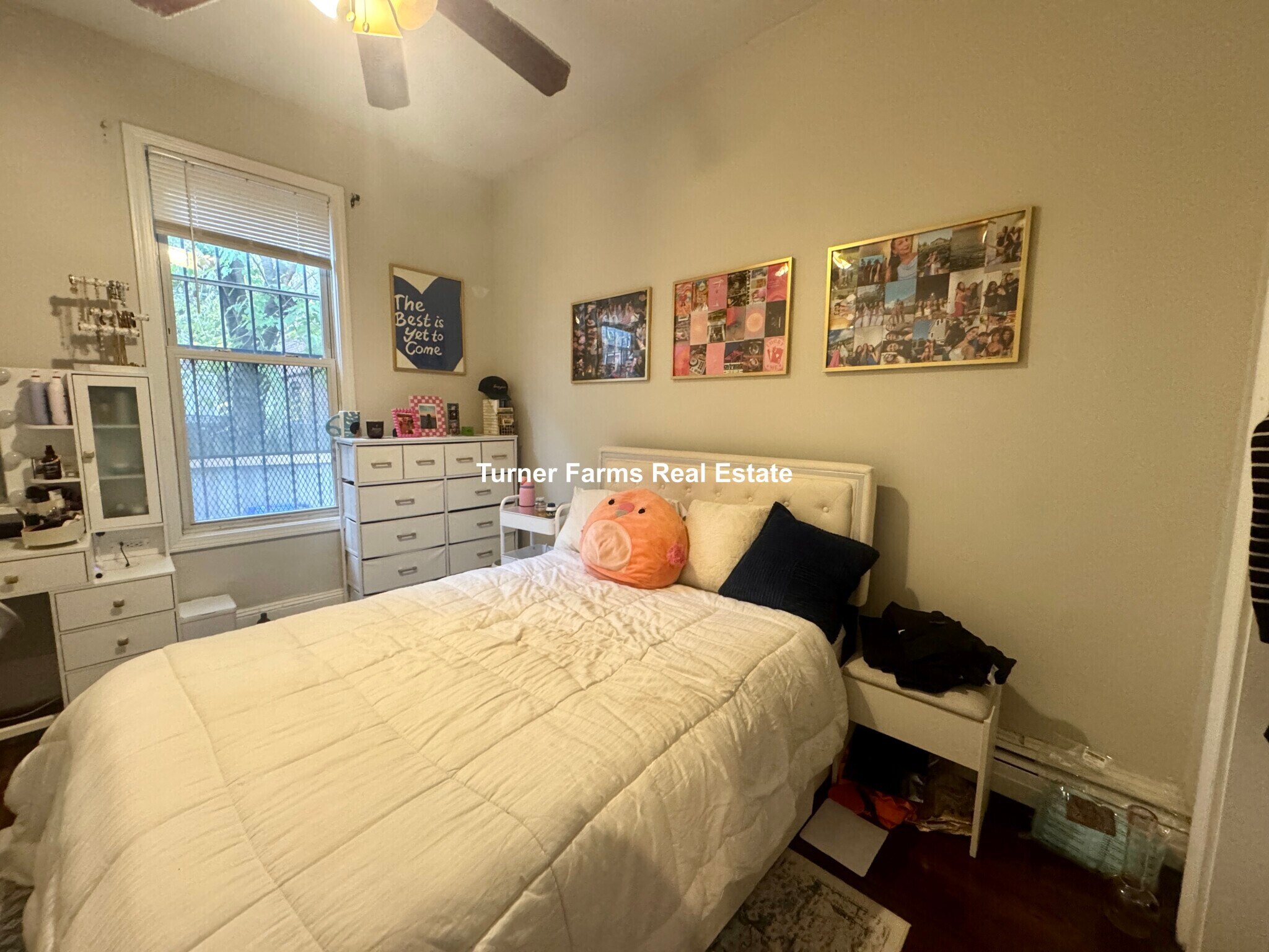 Building Photo - 717 Parker St