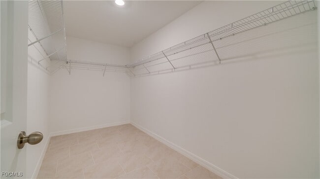 Building Photo - 4019 San Clemente Ct