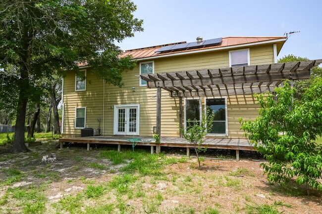 Building Photo - 24306 Romin Dr