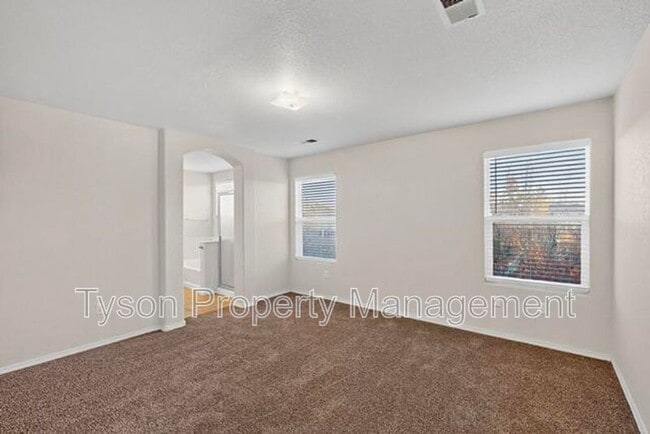 Building Photo - 6520 Los Pueblos Pl NW