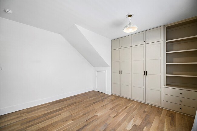 Building Photo - 1129 Euclid St