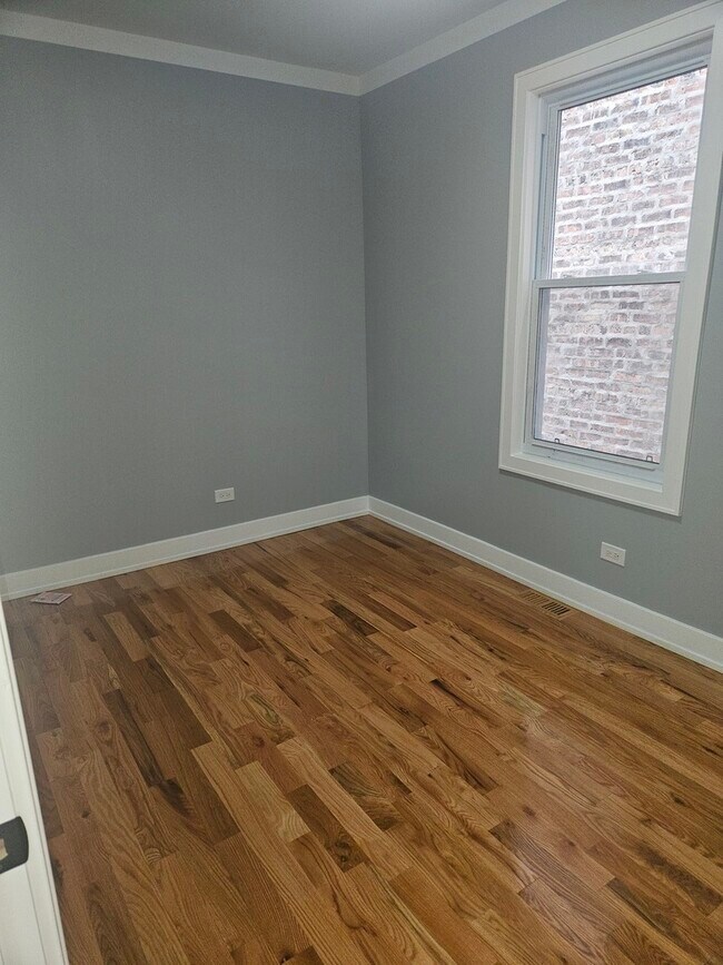 Building Photo - 4521 S Mozart St