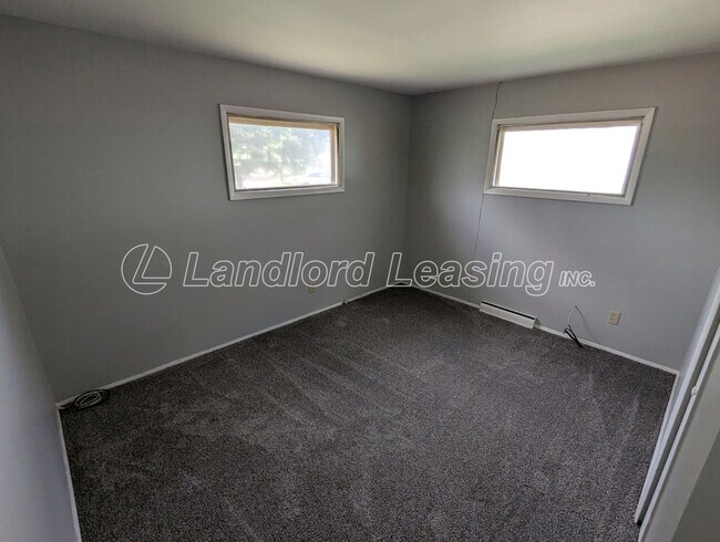 Building Photo - Charming Updated Ranch with Fenced Yard in...