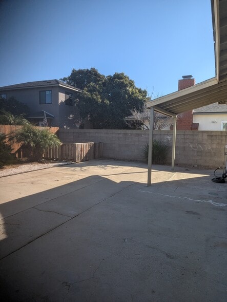 Building Photo - 1428 S F St