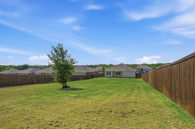 Building Photo - 3311 Brookstone Dr