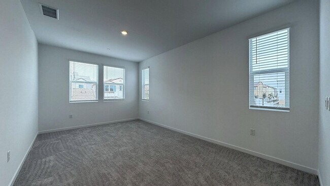 Building Photo - 26654 Indigo Way