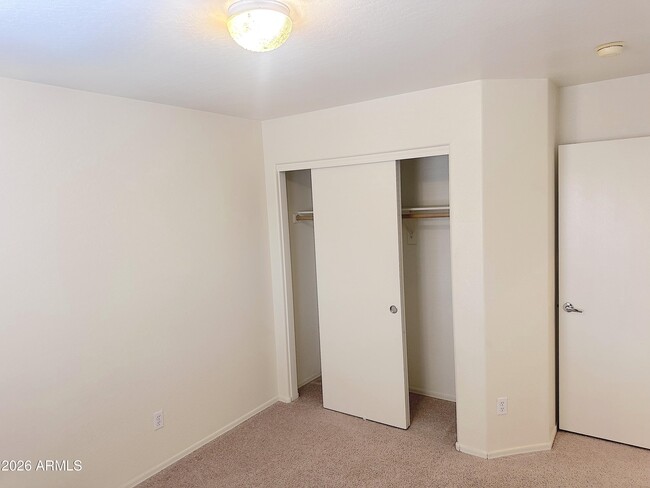 Building Photo - 4106 E Chambers St