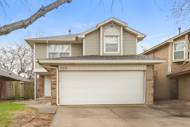 Building Photo - 616 Stoneridge Dr