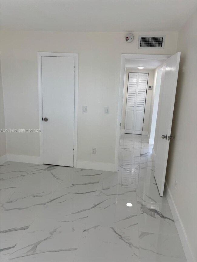 Building Photo - 4298 NW S Tamiami Canal Dr