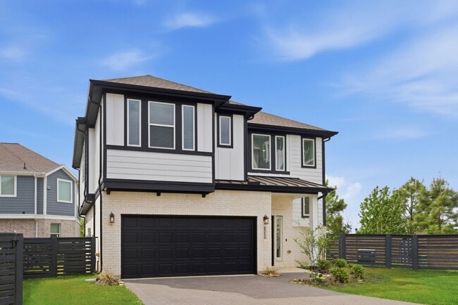 Building Photo - 15155 Colorado Bnd Pk Dr