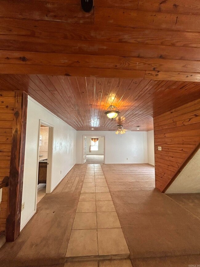 Building Photo - 116 Pineapple Dr