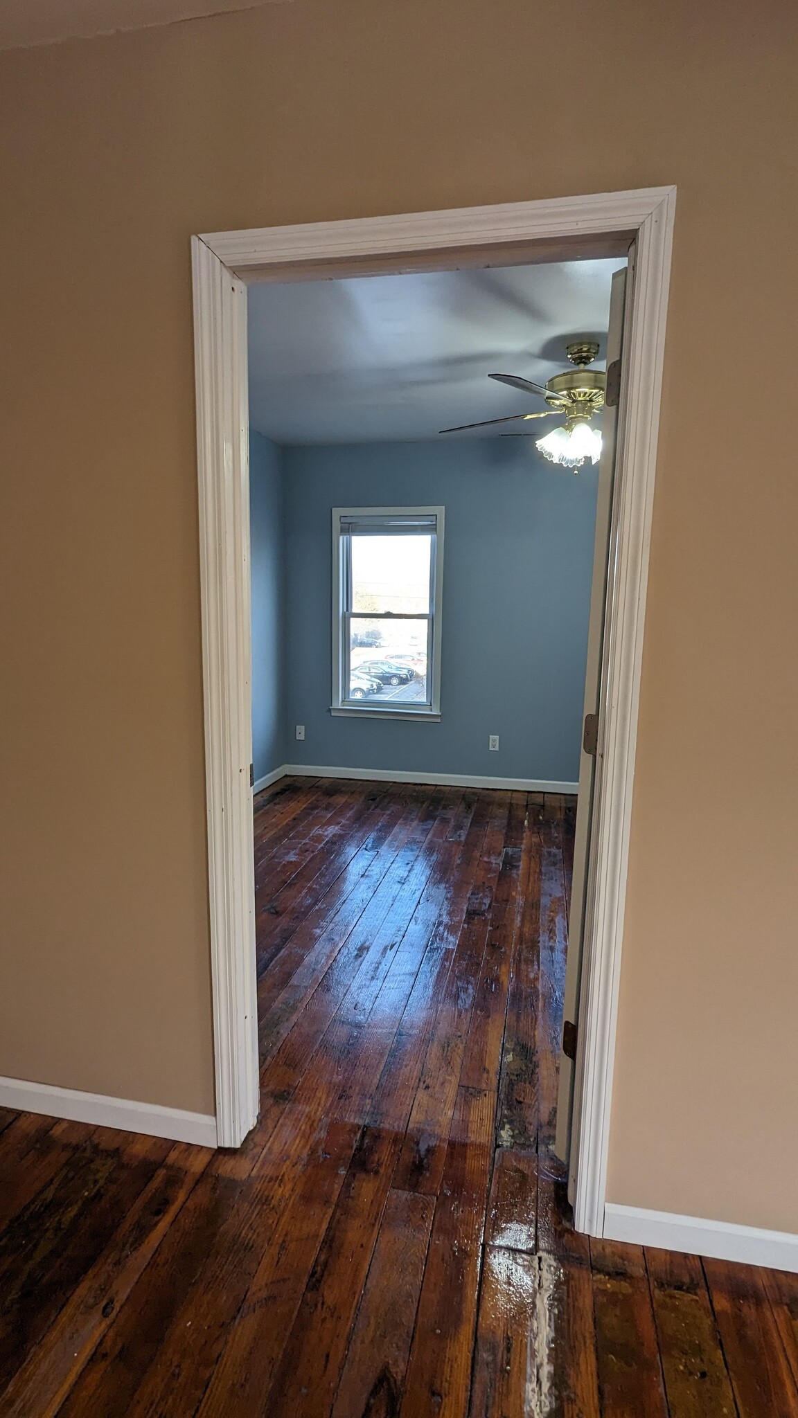 Building Photo - 1553 Helderberg Ave