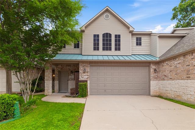 Building Photo - 4263 Towne Lake Ct