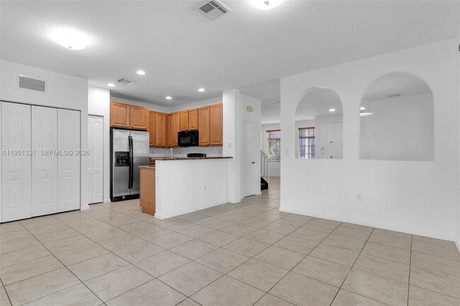 Building Photo - 27301 SW 140th Ct