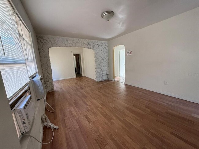 Building Photo - 229 Candler Ave