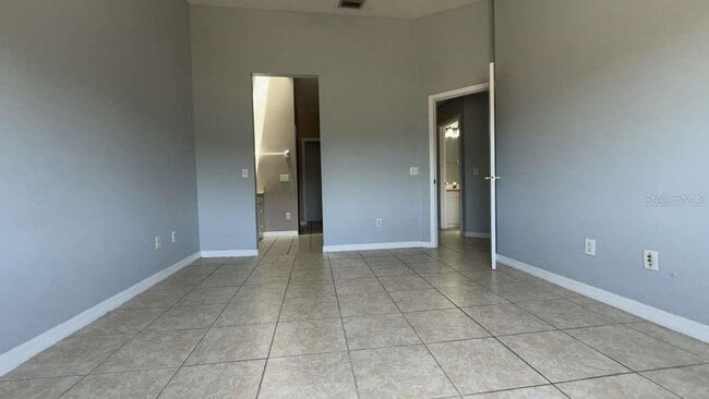 Building Photo - 226 Orchid Dr