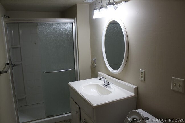 Building Photo - 1126 N Oklahoma Ave