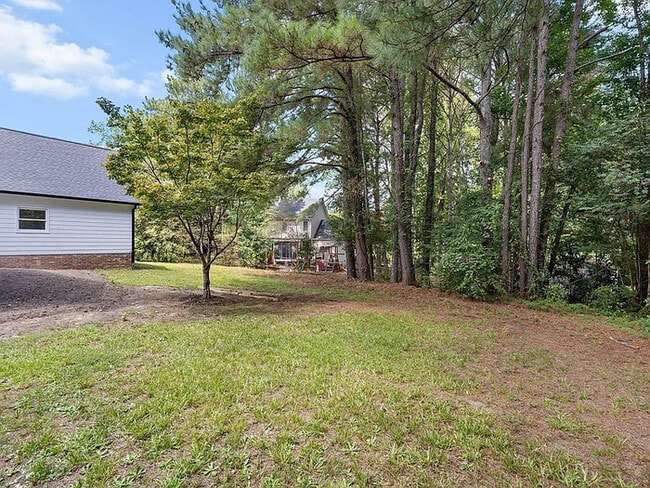 Building Photo - Lease OR Lease to Own
