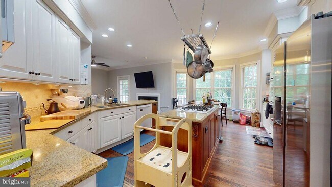 Building Photo - 2007 Mayfair McLean Ct