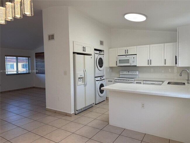 Building Photo - 17354 NW 74th Ave