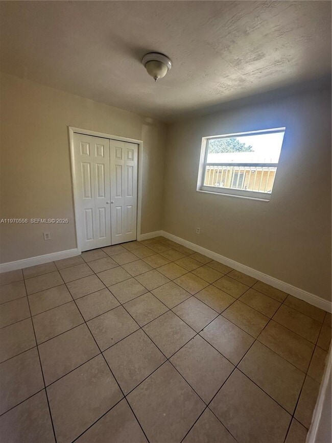 Building Photo - 237 NW 55th St