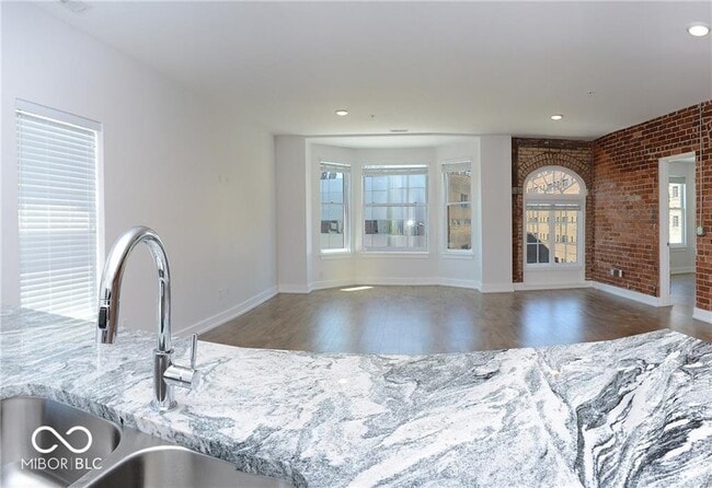 Building Photo - 829 N Pennsylvania St