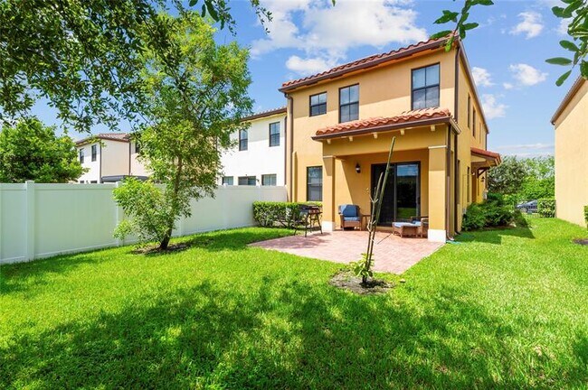 Building Photo - 4855 NW 55th Pl