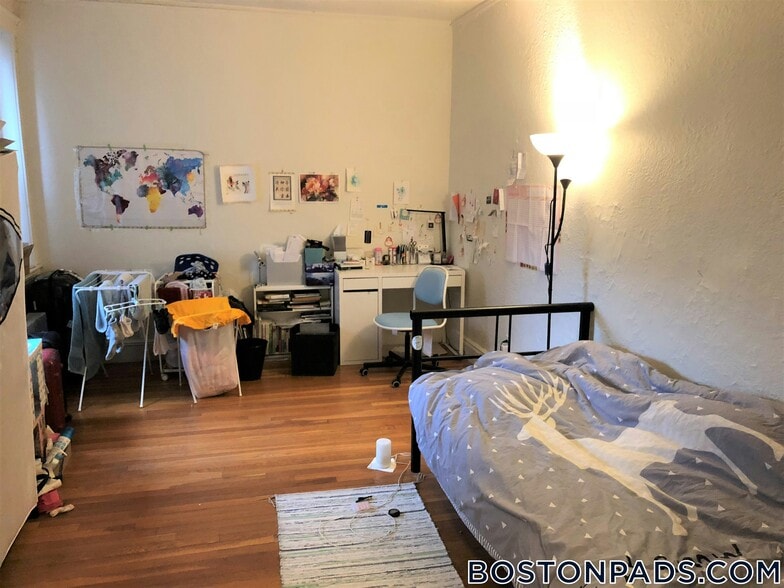 Building Photo - 1800 Commonwealth Ave