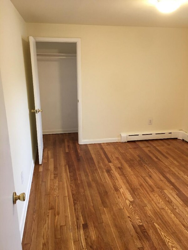 Building Photo - 14 Suydam St