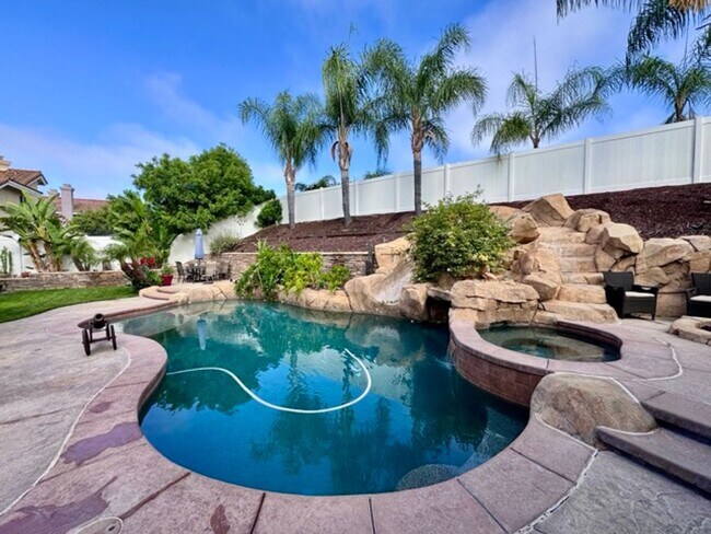 Building Photo - 5 bedroom South Temecula home with a Pool ...
