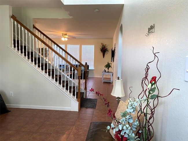 Building Photo - 8138 Wooded Terrace Ln