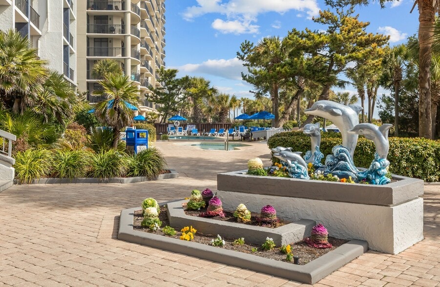 Building Photo - 5308 N Ocean Blvd