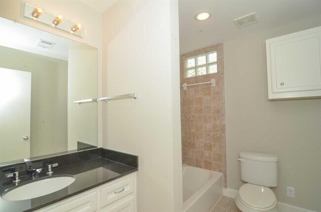 Building Photo - 2710 Hullsmith Dr