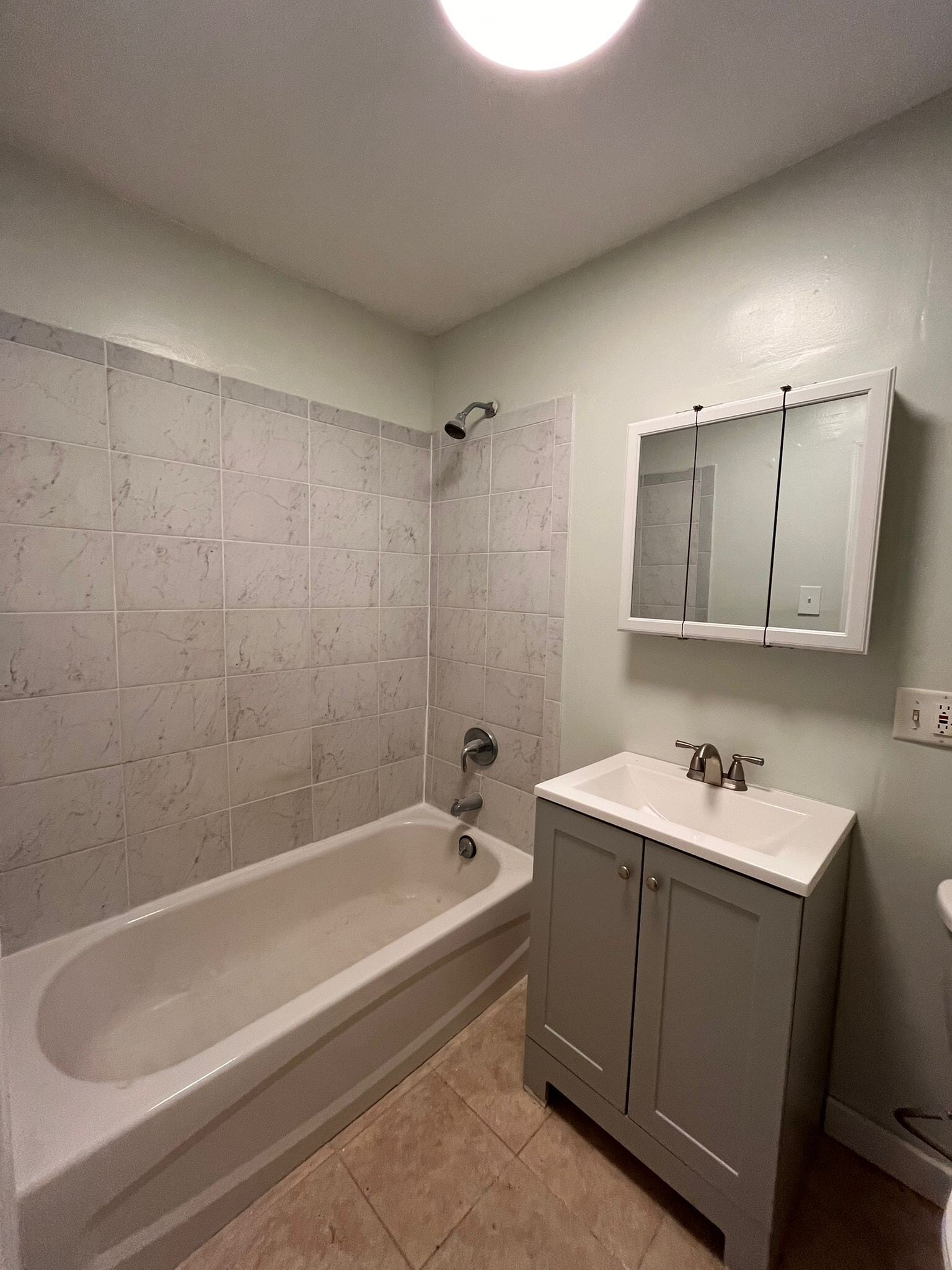 Building Photo - 176 Monticello Ave