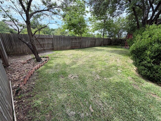 Building Photo - 8413 Sea Ash Cir