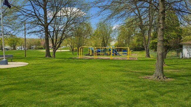 Building Photo - 3450 Westridge Ln