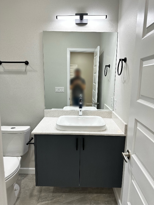 Building Photo - 1002 Sugar Garden Drive