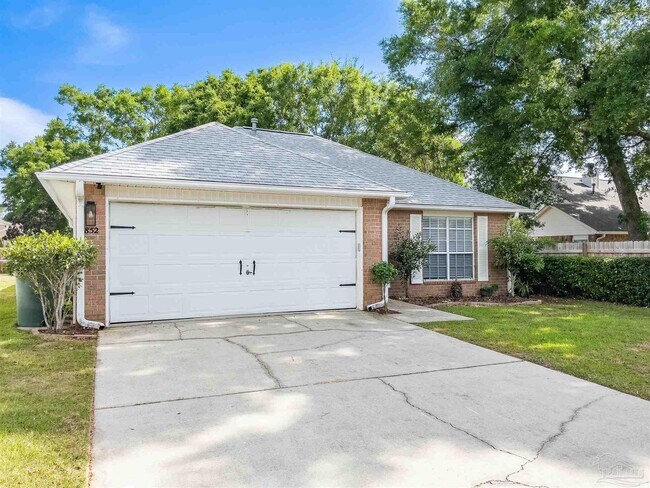 Building Photo - 852 Ladner Dr