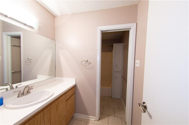 Building Photo - 7000 Greenock St