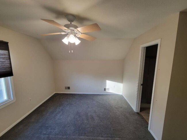 Building Photo - Schedule a Showing Today!!!