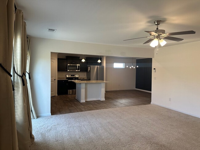 Building Photo - 1853 Ruger Dr