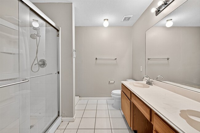 Building Photo - 8827 Boulder Springs Dr