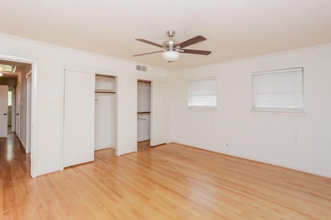 Building Photo - 9753 Tappenbeck Dr