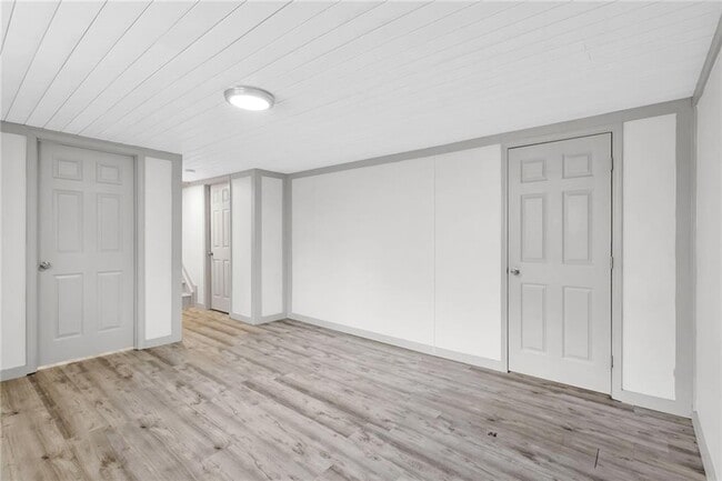 Building Photo - 3925 Chicamauga Dr