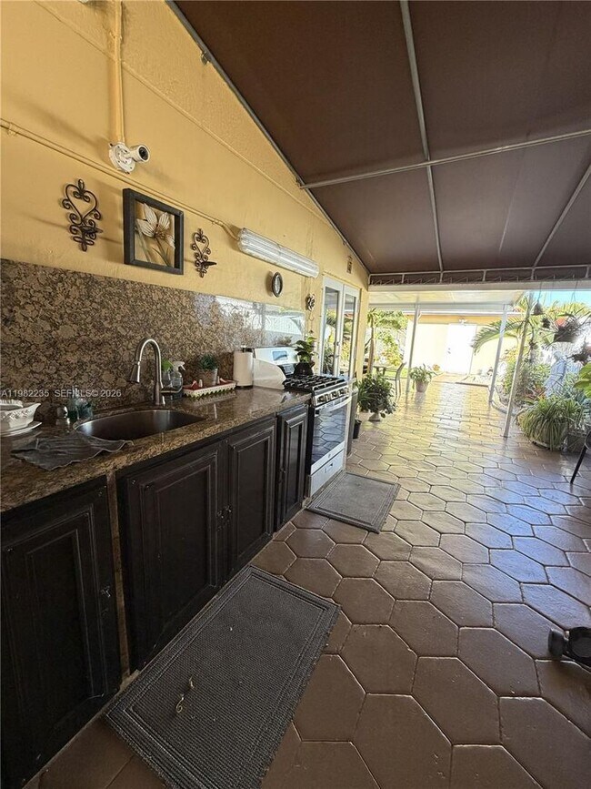 Building Photo - 14831 SW 82nd St